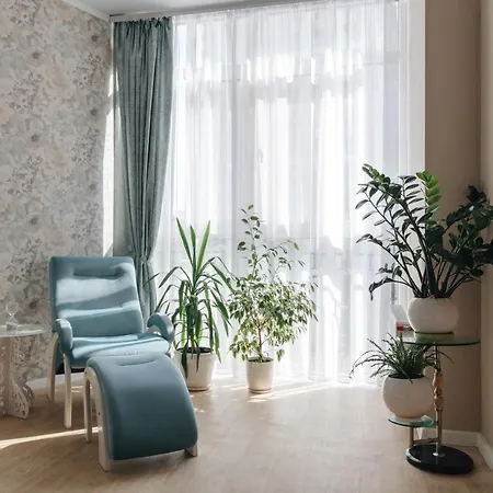 Appartamento сучасна та затишна в серці аркадії Odessa